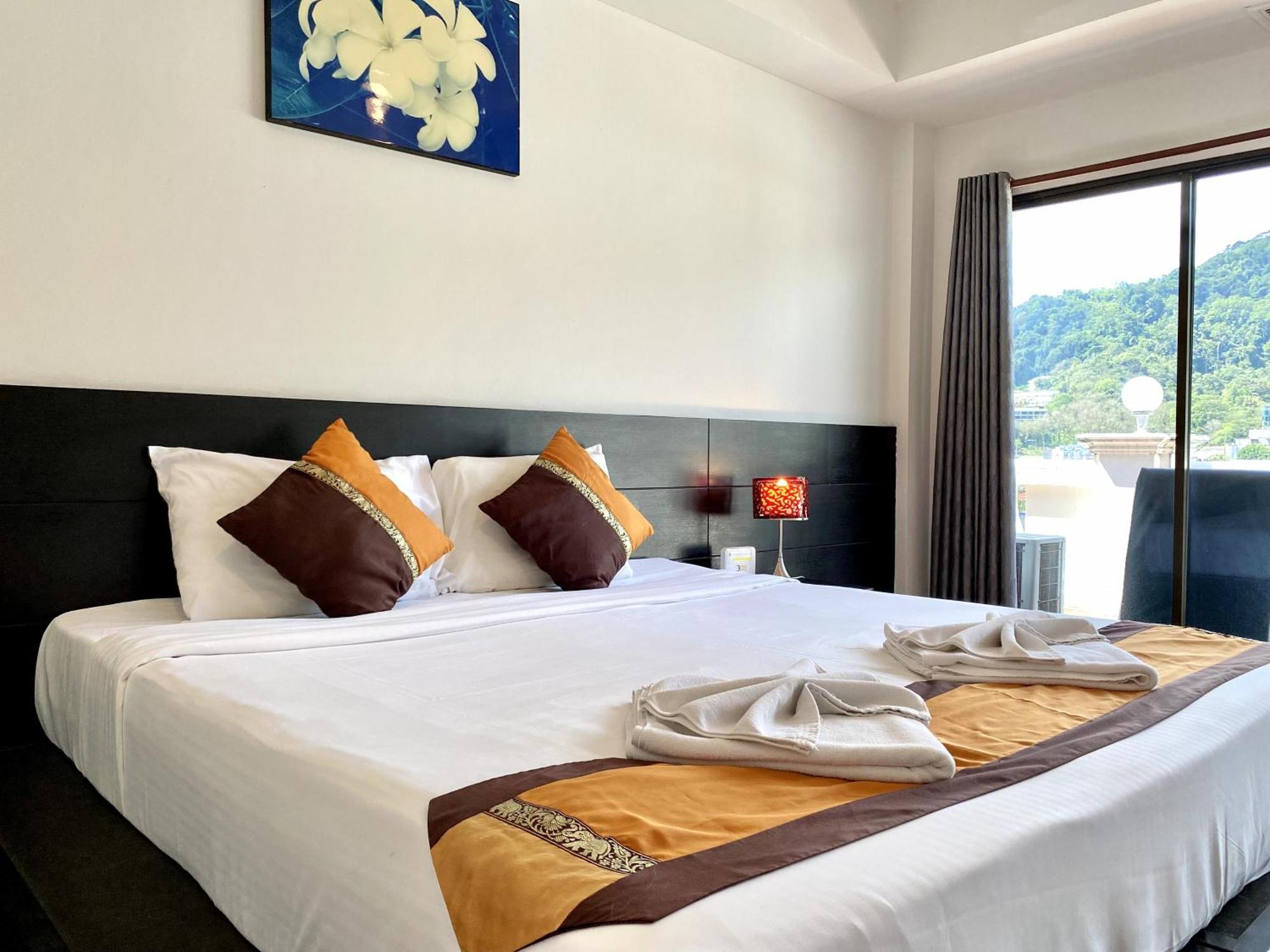 H.R.K.Resort Patong Buitenkant foto