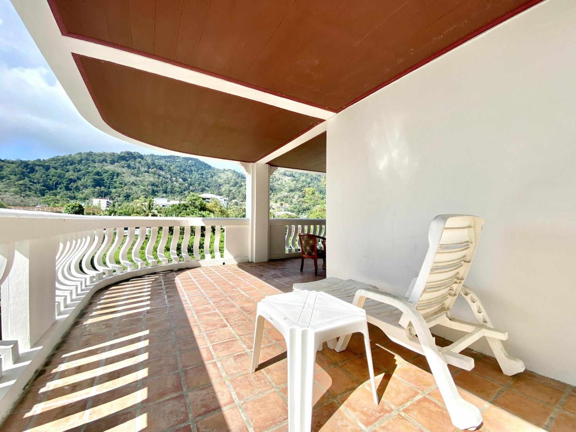 H.R.K.Resort Patong Buitenkant foto